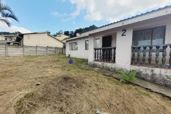 Property Type: 3-Bedroom House Location: Highridge, Durban, KwaZulu-Natal Land Size: 1041 square meters Views: Spectacular sea ...