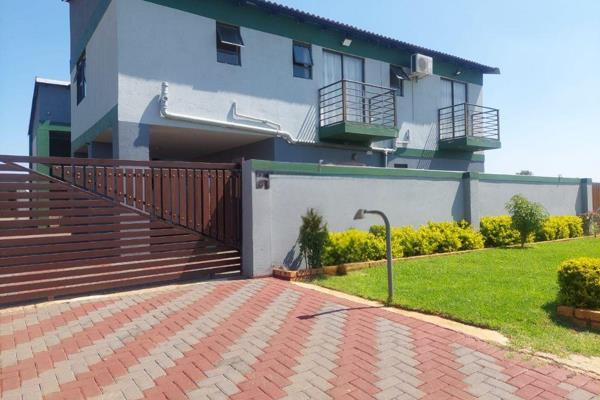 Property Features:
Size: 800 Square Metres
14 Rooms: Each room is fully fitted with a shower, toilet, and air conditioning, ensuring ...