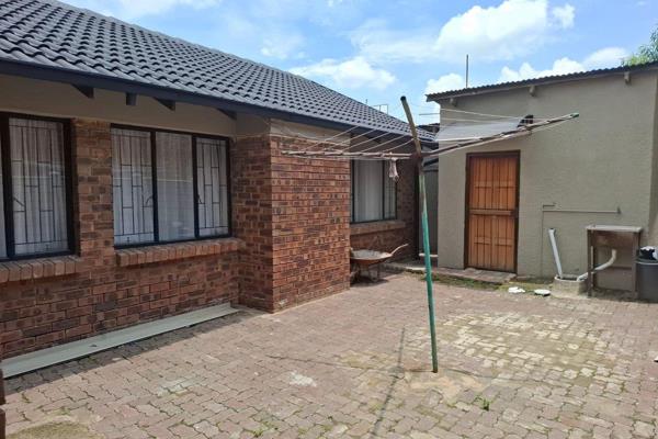 This House Offers: 

* 3x bedrooms inside the main house,
* The main bedroom has its own toilet,
* 2x Bachelor Apartments on the ...