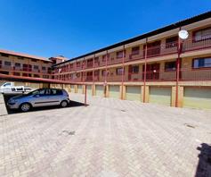 Apartment / Flat for sale in Kempton Park Central