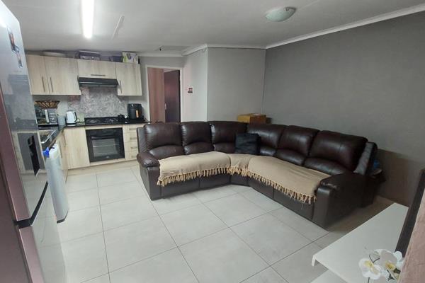 This unit offers 2 bedrooms with (BIC), 1 bathrooms (no bath), open plan kitchen and lounge and a lock up carport.
Pet ...