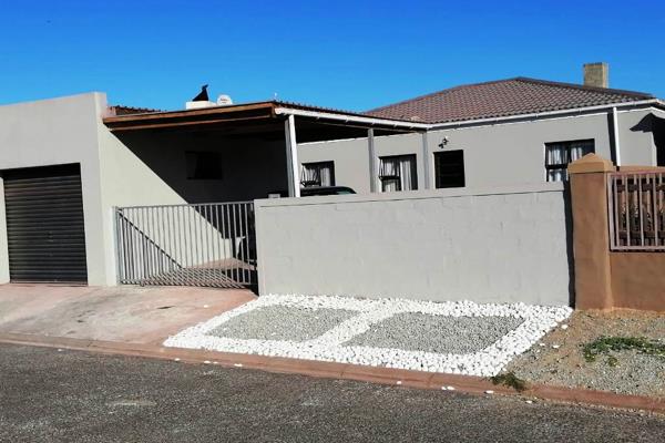 New  house in Bluewater Bay

The house is situated in a crescent  and is just a stroll away from the beach.

It is ideal for first-time ...