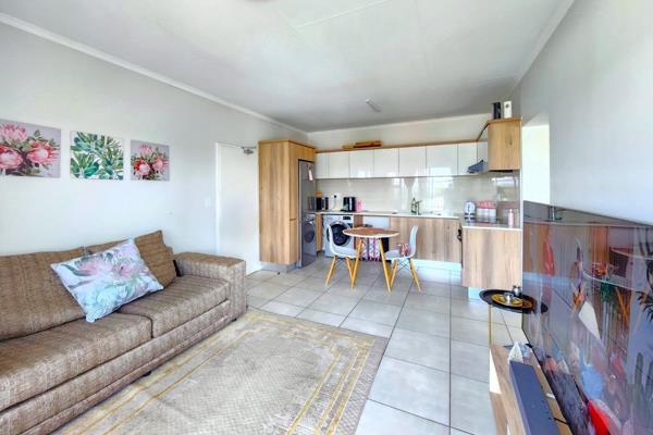 This stylish 1 bedroom, 1 bathroom apartment offers a perfect blend of comfort and convenience within a secure lifestyle estate. The ...