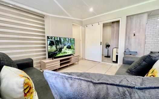 1 Bedroom House for sale in Stilbaai Wes