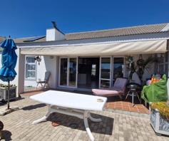 House for sale in Grotto Bay