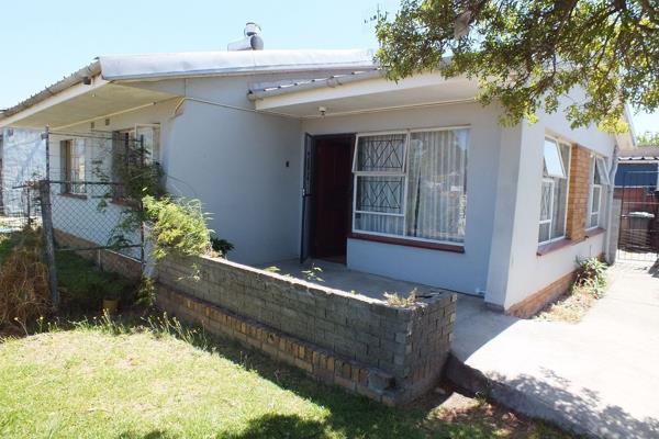 Welcome to Rosedale, Eersteriver, a charming property nestled in the sought-after ...