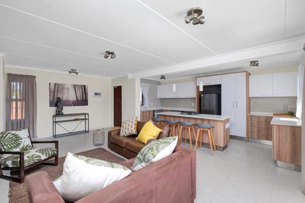 **ON PROMOTION**
2 BEDROOM 2 BATHROOM Apartment for sale facing the Reserve

Fish ...