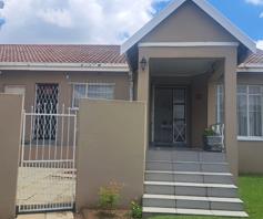 House for sale in Uitsig