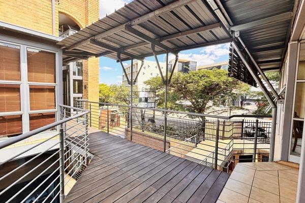 Discover a rare investment gem nestled in the thriving Menlyn business district. This standalone commercial building offers a lucrative ...