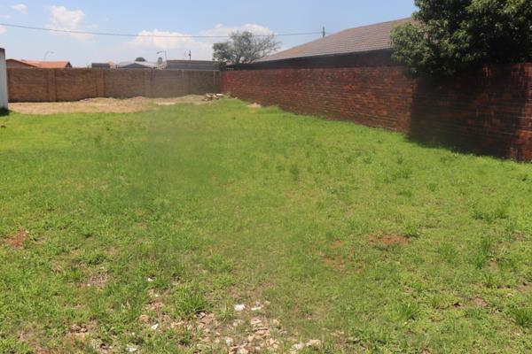 Come build your dream family home  or units for investment purposes on this big stand . Located in a good street within walking ...