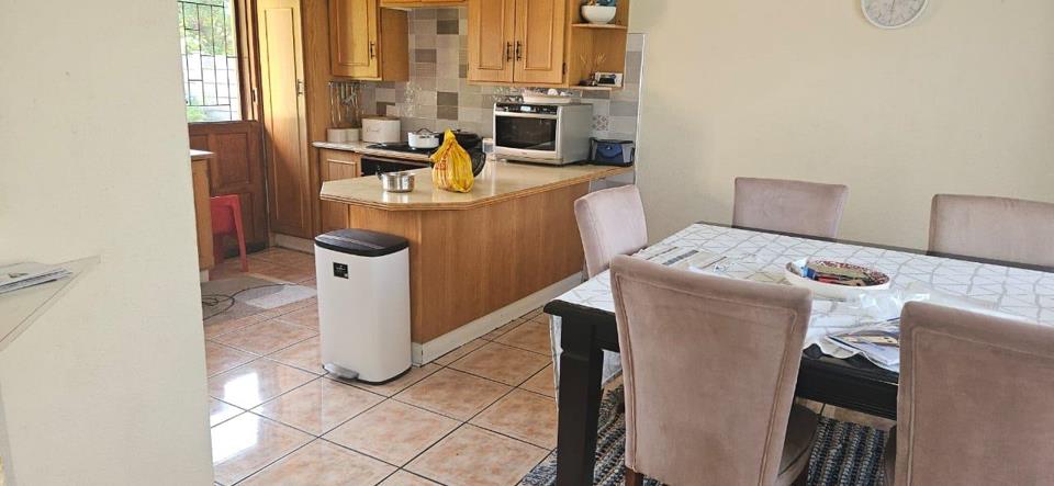 Listing number: P24-115462957, Image number: 2