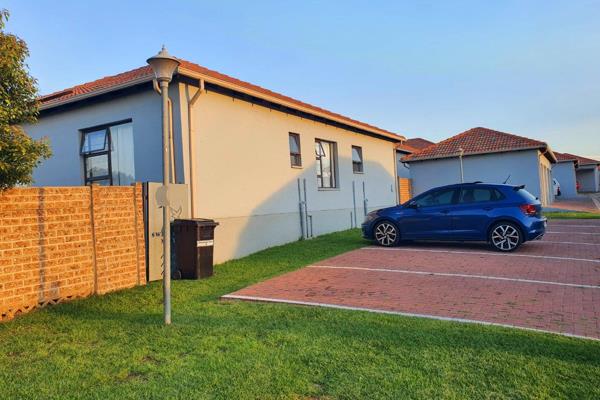 Modern 3-Bedroom Home for Rent in a Secure Area, in Parklands Estate. the complex is located withing easy access to most shopping ...