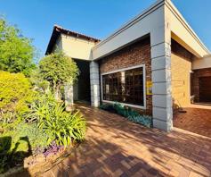 House for sale in Alphen Park