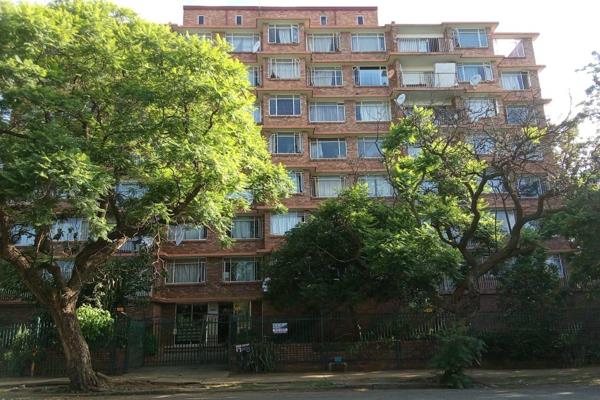 A vast apartment is on sale in Sunnyside. This extra large flat was converted to 6 rooms that are fully occupied by tenants that brings ...