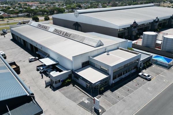 Looking for a top-tier industrial property? This 7,215m&#178; site combines warehouse ...