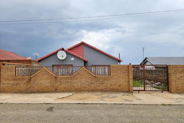 Nestle yourself in the correct suburb. Dobsonville is one of the most revered suburbs in ...