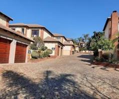 Townhouse for sale in Sundowner