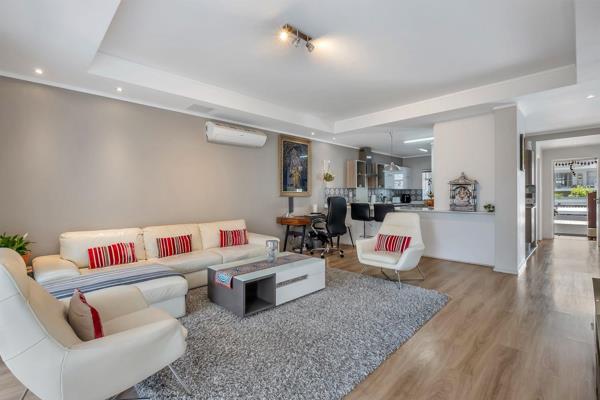 Nestled in the heart of Oaklands, this stunning family apartment offers the perfect blend of comfort, security, and convenience. ...