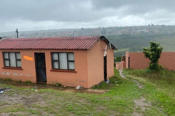 This starter home is situated at NU7 Mdantsane.  This property offers 2 bedrooms; lounge; kitchen and bathroom with bathtub. The erf is ...