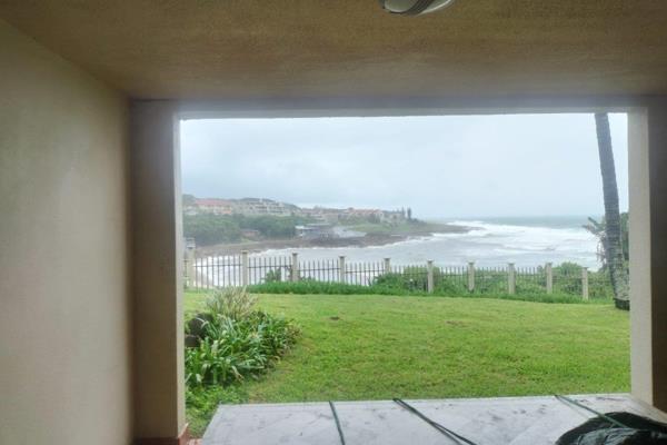 3-Bedroom Beachfront Apartment in Uvongo 
 Prime Location | Direct Beach Access

Step into coastal living with this immaculate ...