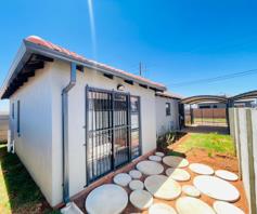 House for sale in Protea Glen