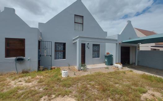 3 Bedroom House for sale in Saldanha Central