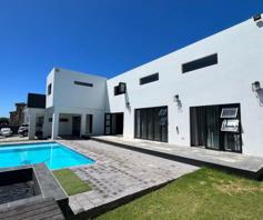 House for sale in Jeffreys Bay Central