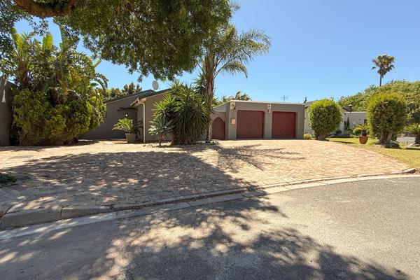 Situated in the beloved Arauna / Brackenfell neighborhood, this property is not just a ...