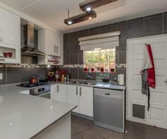 Townhouse for sale in Radiokop