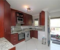 Townhouse for sale in Marais Steyn Park