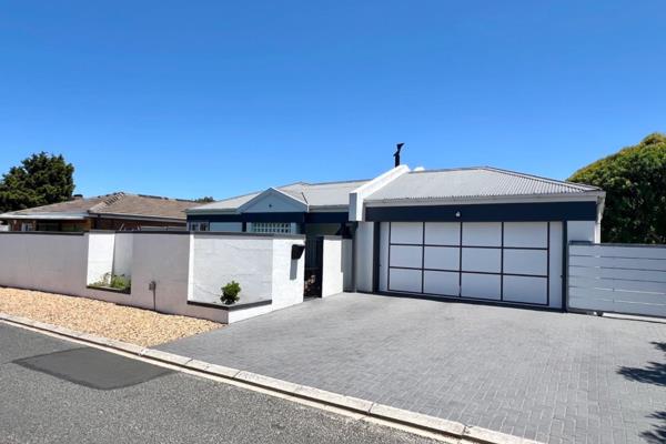 A delightful home in the heart of Blouberg presented sole and exclusively by TEAMGavin

One is pleasantly greeted by a the low ...