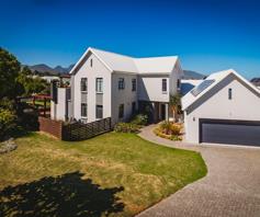 House for sale in Kraaibosch Country Estate