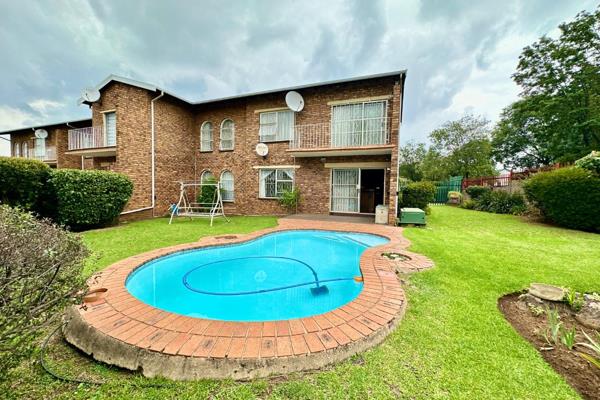 Step into comfort and convenience with this spacious 2-bedroom ground-floor apartment in Albemarle, Germiston. Ideal for first-time ...