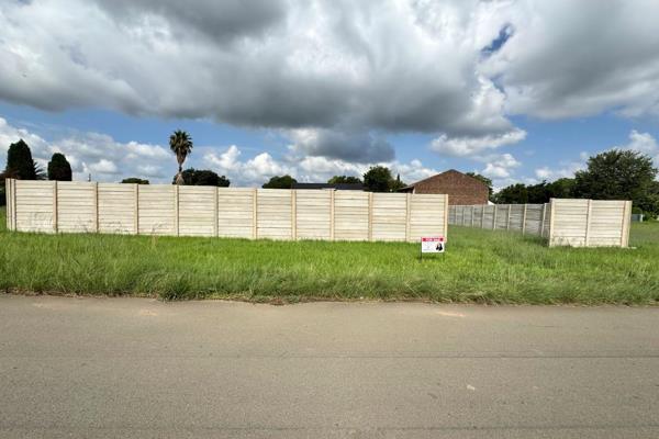 Nestled in the heart of Boksburg, this exceptional vacant land presents endless opportunities for development. Spanning approximately ...