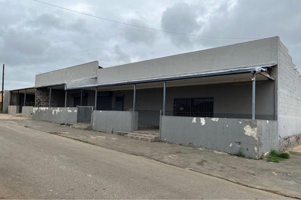 Welcome to a prime commercial retail opportunity in Senoane, Gauteng, South Africa. Located at 4589 Pongola Street, this newly ...