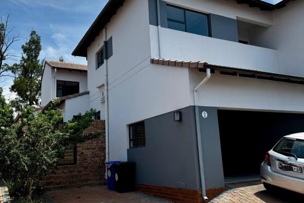 4 Bedroom Villa to Rent in Northriding in a secure complex. The double story villa has 2 ...