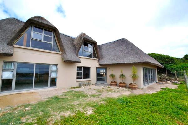 Nestled within the serene Fisantekraal Private Nature Reserve, this magnificent ...