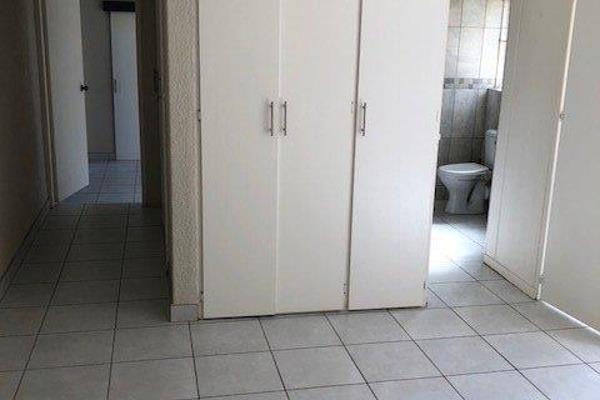 *Charming 1-Bedroom Apartment in Edenvale!*

Discover your perfect haven in this ...