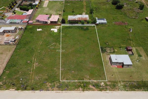 A generous 1984sqm vacant stand in a secure area of Jameson Park, ideal for constructing your dream home. 
This fully serviced ...