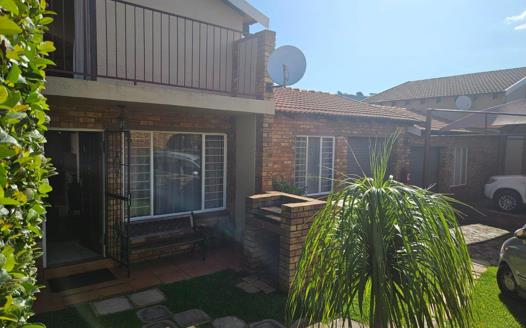 2 Bedroom Townhouse for sale in Rangeview