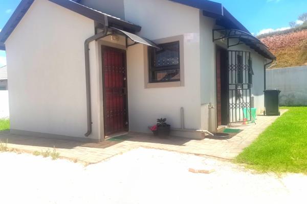 3 bedroom stand alone house in a brand new safe neighborhood,open plan kitchen,lounge&amp;dining,full bathroom with solar geyser,very ...