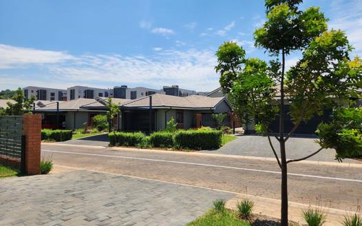 3 Bedroom House for sale in Waterkloof Marina Retirement Estate