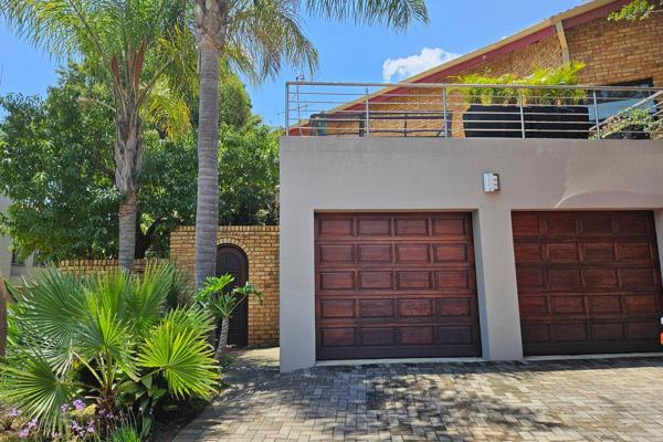 This stunning, fully furnished 2-bedroom apartment is situated in a secure Centurion Golf Estate, offering both comfort and convenience ...