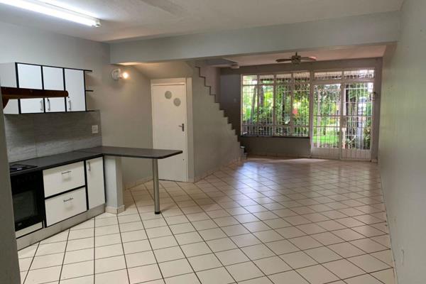 Beautiful newly renovated 2 Bedroom apartment for sale in Arbor park.
This unit features:
Secure complex living
2 Bedrooms
2 ...