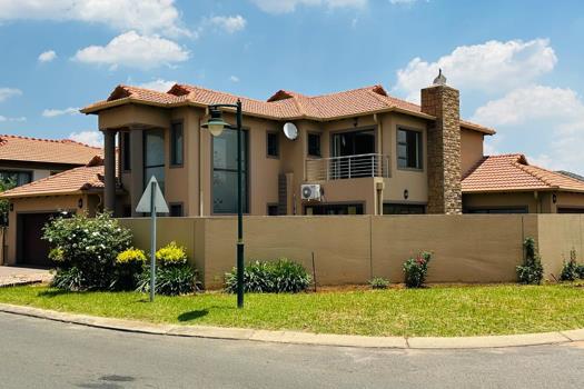 3 Bedroom House for sale in Glen Eagle Estate