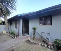 Townhouse for sale in Corlett Gardens