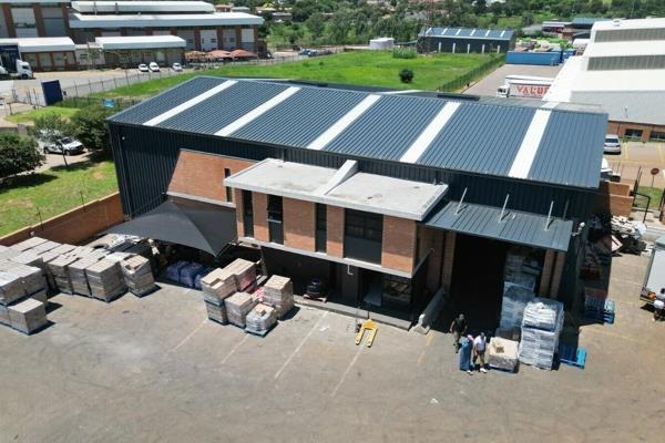 This modern industrial warehouse is located in the sought-after Gauteng Industrial ...