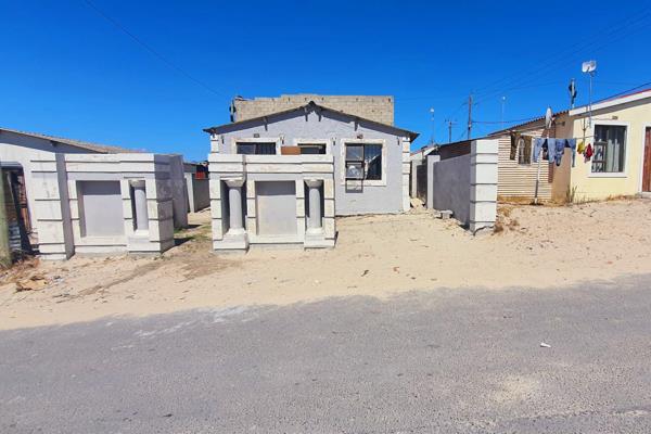 Spacious 2-Bedroom Home with 2 Flatlets in Harare Khayelitsha

This 2-bedroom home is located in the vibrant community of Harare ...