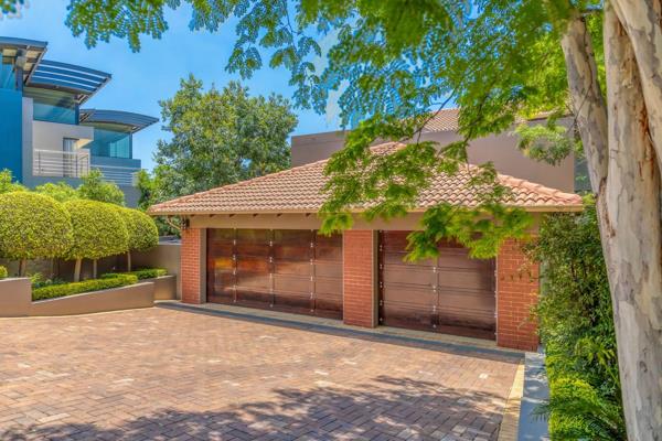 This stunning 6 bedrooms home offers a spacious open-plan layout with impressively high ceilings and ample glass to allow sunlight ...