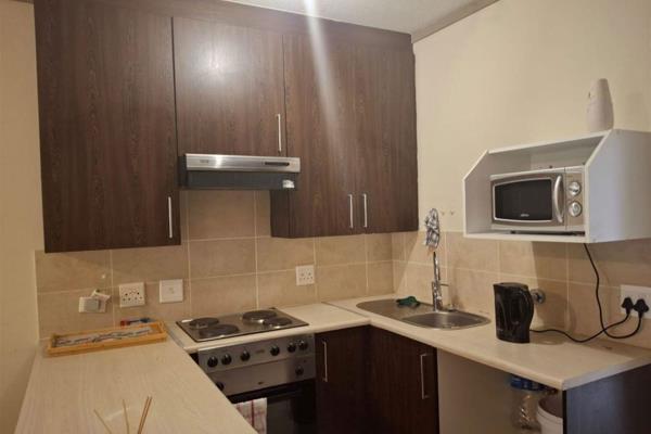 This charming bachelor/studio unit has to be viewed to be appreciated.
Kitchen with space for one appliance, granite finishes. Large ...